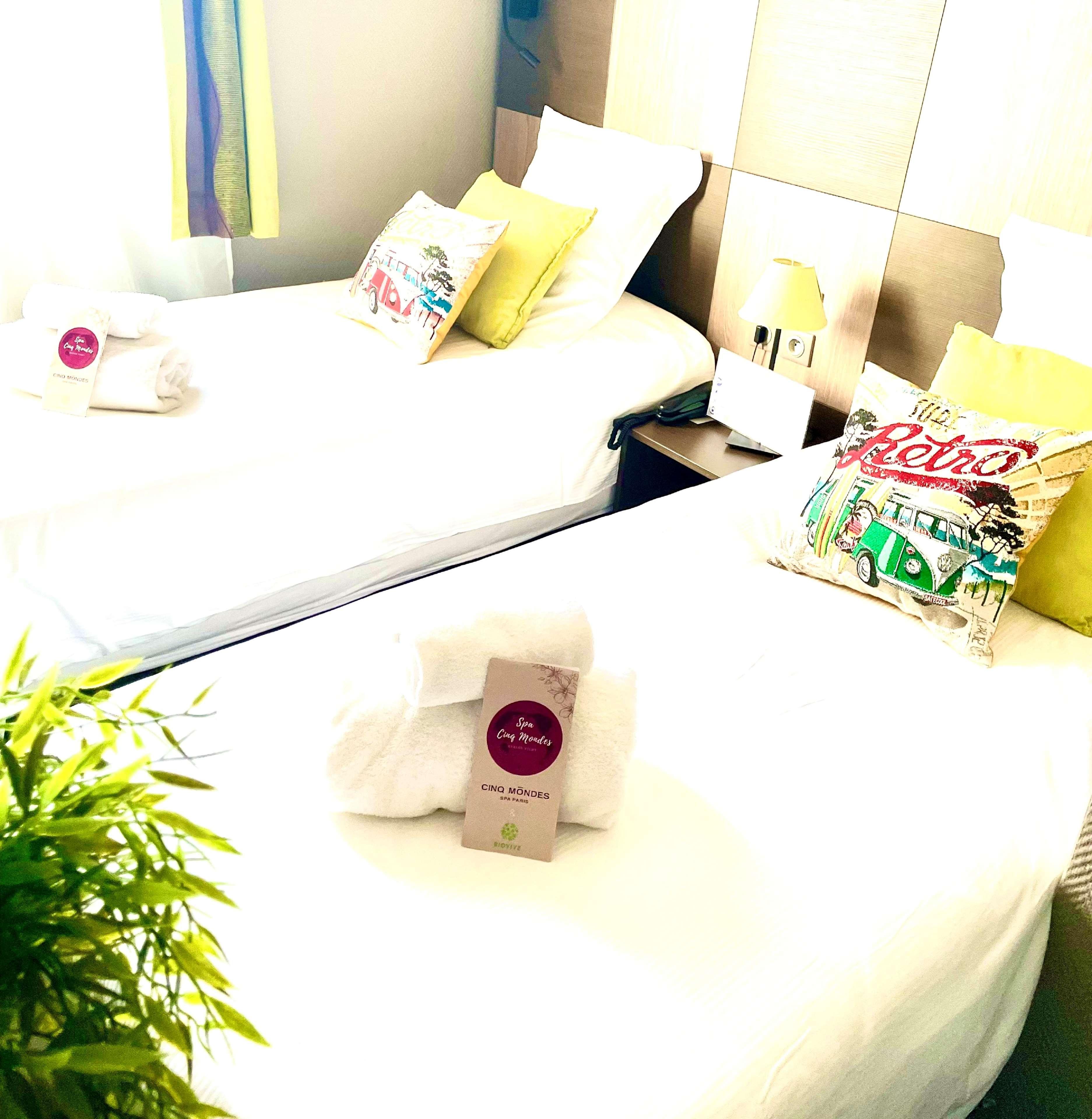 Kyriad Restaurant Centre Spa 维琪 外观 照片